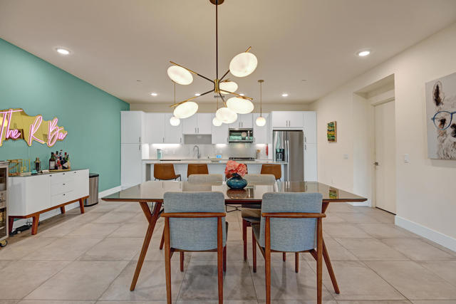 179 The Riv, Palm Springs CA: https://media.crmls.org/mediaz/df0b5954-959b-4bf8-b15e-375830798da7.jpg