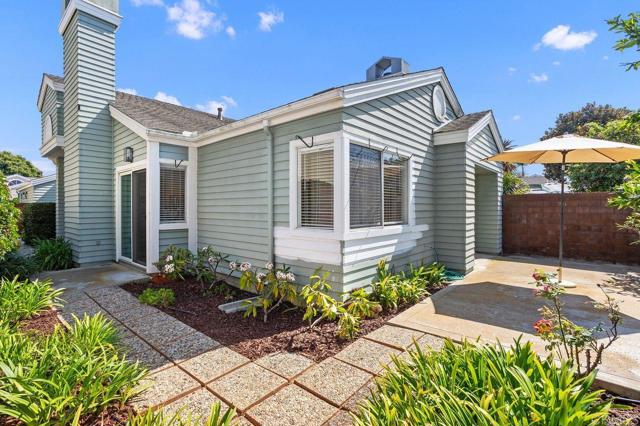820 Daphne Court, Carlsbad CA: https://media.crmls.org/mediaz/df0ba30b-00cb-44f8-af5f-b4101121335f.jpg