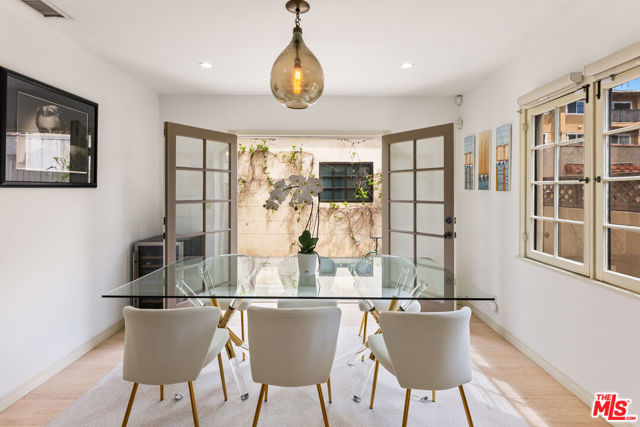 708 Westbourne Drive, West Hollywood CA: https://media.crmls.org/mediaz/df0d4dc6-adc0-47ca-bbd7-6189ba398292.jpg