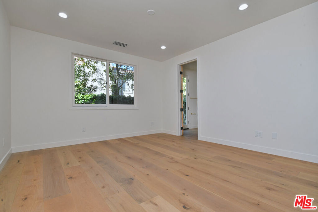 MLS #26858919 image #38