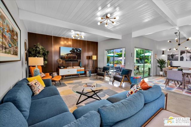 657 N Juanita Drive, Palm Springs, CA 92262