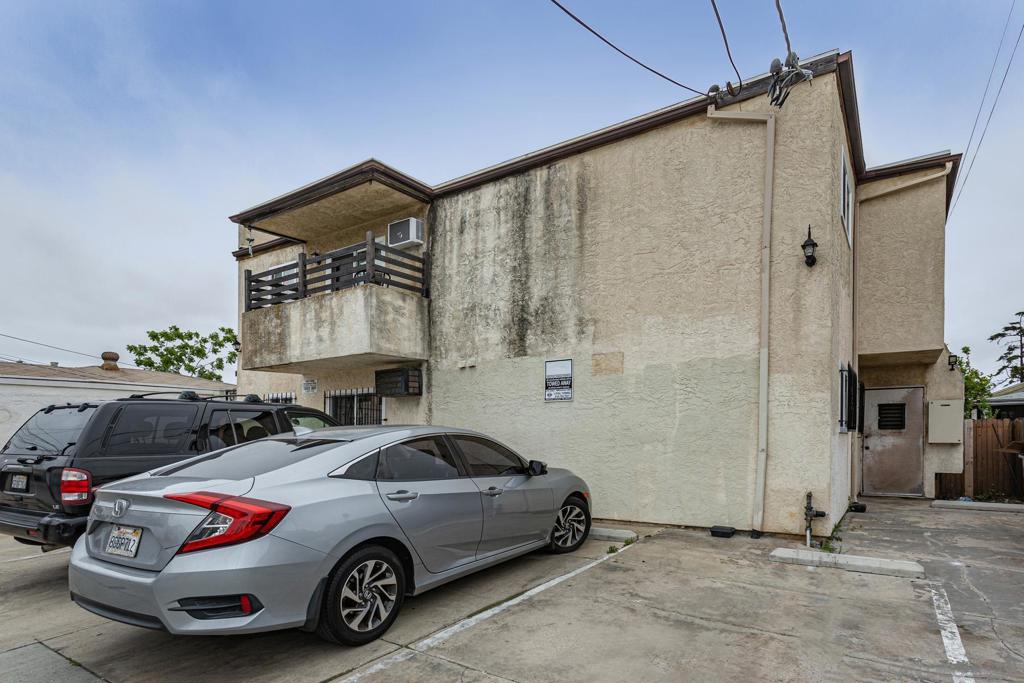 MLS #250030448SD img 17