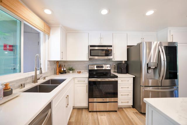 23822 Green Haven Lane, Ramona CA: https://media.crmls.org/mediaz/df0fbb7d-9b7f-4891-8bae-51d409535c82.jpg