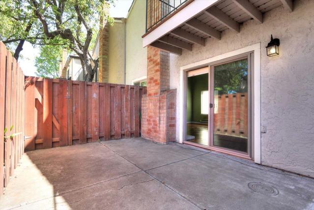 2559 Lancaster Court, Santa Clara CA: https://media.crmls.org/mediaz/df102765-90e2-487a-aaac-9d44906d37b9.jpg