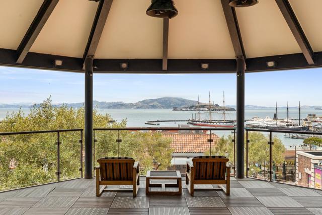 900 N Point St, San Francisco CA: https://media.crmls.org/mediaz/df11083a-8fb8-406b-b1ee-fe85a1938dfd.jpg