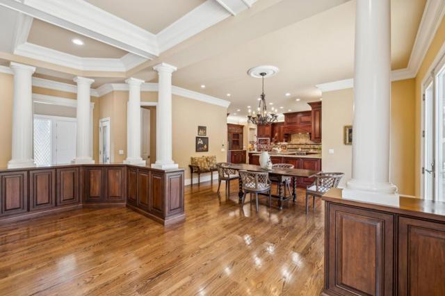 9540 Via Del Oro, Gilroy CA: https://media.crmls.org/mediaz/df113e29-afe0-48cd-b5d8-62a4cee1c7e0.jpg