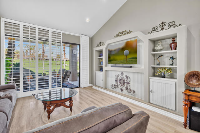 76184 Sweet Pea Way, Palm Desert, CA 92211