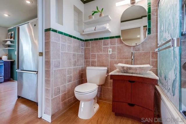 2114 2nd Ave, San Diego, California 92101, 2 Bedrooms Bedrooms, ,1 BathroomBathrooms,Single Family Residence,For Sale,2nd Ave,250000966SD