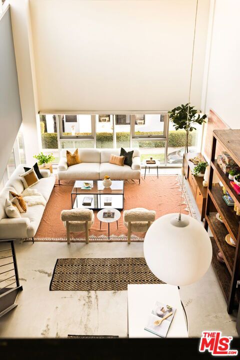 803 Wilcox Avenue, Los Angeles CA: https://media.crmls.org/mediaz/df13c224-bc68-4e2a-a057-afd65fbd0017.jpg