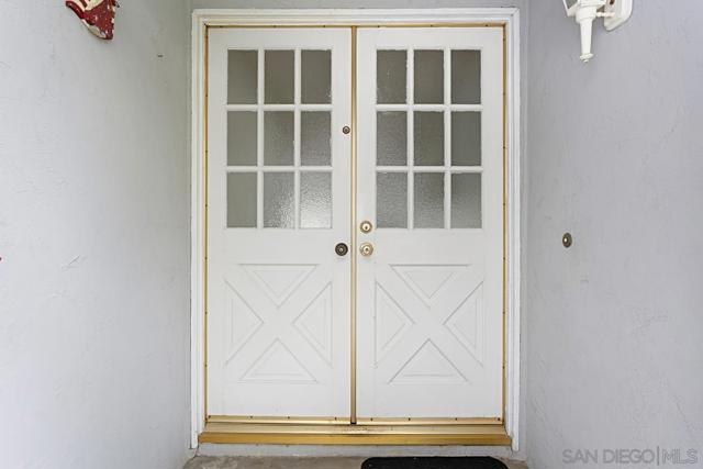 13612 El Mar Ave, Poway CA: https://media.crmls.org/mediaz/df15076d-8257-4244-aa7e-337a3858e597.jpg