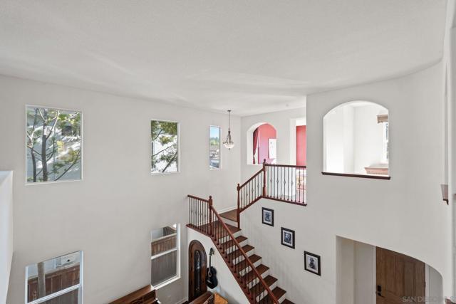 1664 Sagewood Way, San Marcos CA: https://media.crmls.org/mediaz/df152ca8-5d25-4073-b367-62e13f2afdd0.jpg