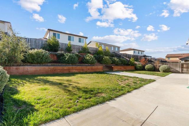 20 Hospital Road, Hollister CA: https://media.crmls.org/mediaz/df15dec9-999c-457d-b829-e0c7520cc5e9.jpg