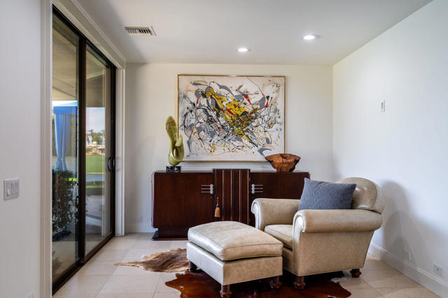 61 Mayfair Drive, Rancho Mirage CA: https://media.crmls.org/mediaz/df16d1ab-c007-48db-9c9c-b82713b61092.jpg