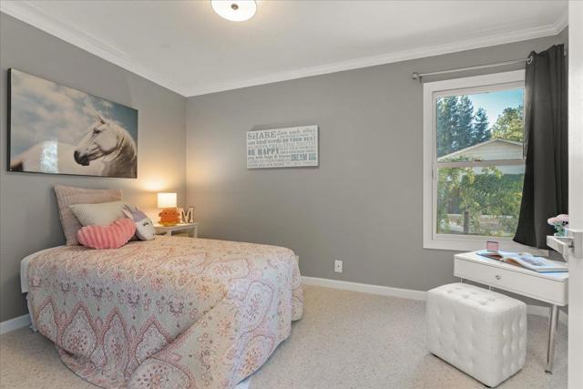 14375 La Rinconada Drive, Los Gatos CA: https://media.crmls.org/mediaz/df17773d-618f-49c1-bb2c-49f6b36f06f5.jpg
