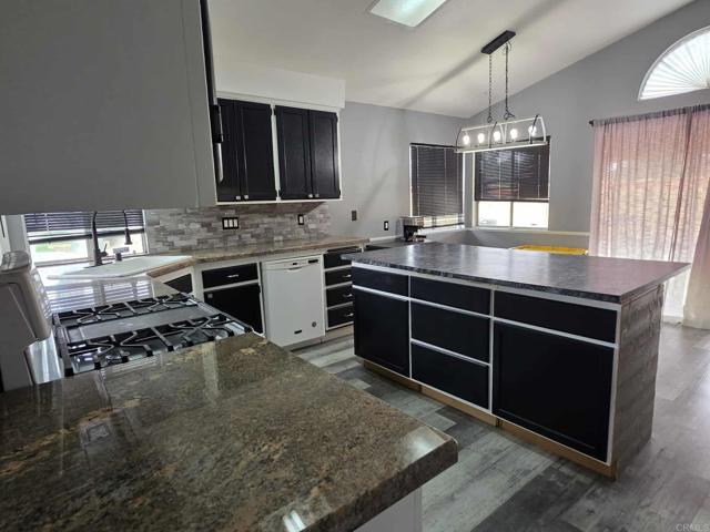 Detail Gallery Image 16 of 31 For 39820 Osprey Rd, Murrieta,  CA 92562 - 3 Beds | 2 Baths