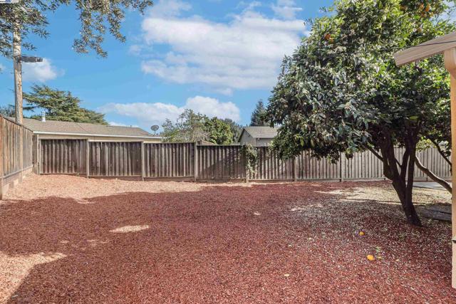 474 Oliver St, Milpitas CA: https://media.crmls.org/mediaz/df196600-8885-446d-a9e5-5555ced2a210.jpg
