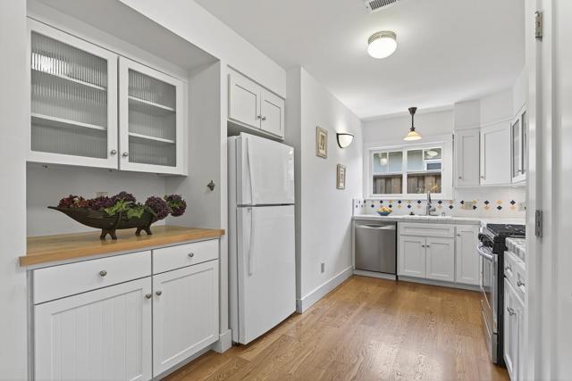 119 Coalinga Way, Santa Cruz CA: https://media.crmls.org/mediaz/df19d6e9-1182-4b33-a7e0-3268f8919560.jpg