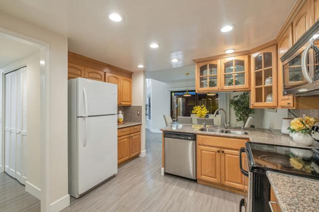 39623 Buena Vista Terrace, Fremont CA: https://media.crmls.org/mediaz/df1b5cf9-026d-4986-b9fb-f4f8ebf7b717.jpg