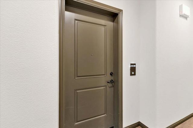 210 Waters Park Circle, San Mateo CA: https://media.crmls.org/mediaz/df1bc43e-60b2-403f-844f-3ab2548ed8df.jpg