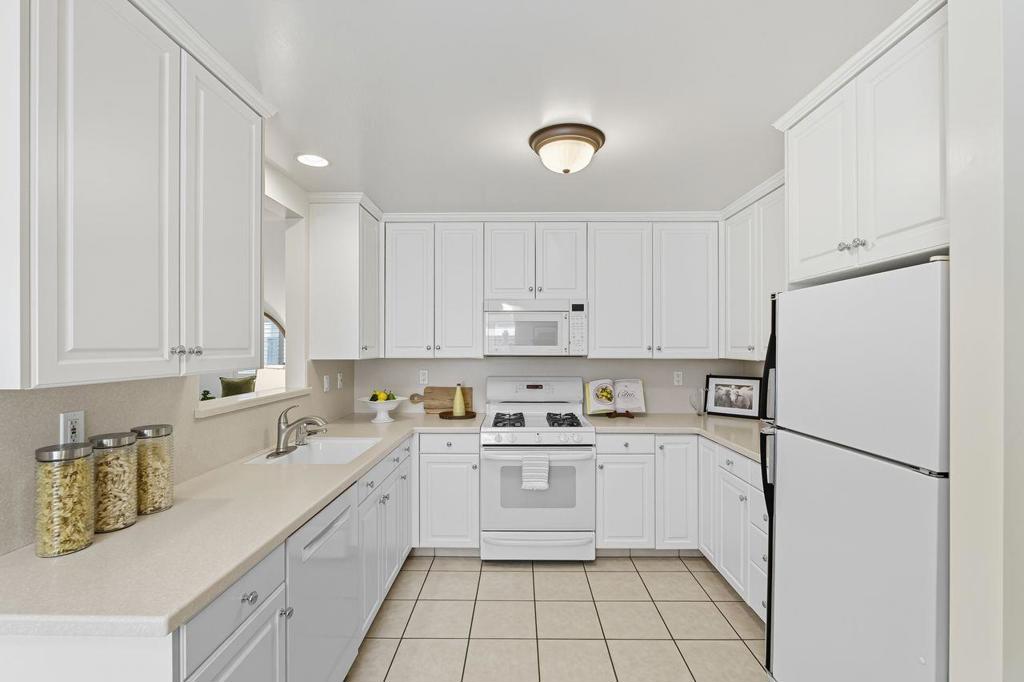 Df1C001F 2E52 48Db A6D3 1F7Bda689D43 116 Avalon Drive, Pacifica, Ca 94044 &Lt;Span Style='BackgroundColor:transparent;Padding:0Px;'&Gt; &Lt;Small&Gt; &Lt;I&Gt; &Lt;/I&Gt; &Lt;/Small&Gt;&Lt;/Span&Gt;