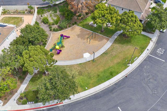 339 La Purisma Way, Oceanside CA: https://media.crmls.org/mediaz/df1d4bc6-5d01-4c1c-adbd-c8df355a66cf.jpg