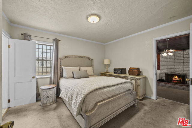 2729 W 79th Street, Inglewood CA: https://media.crmls.org/mediaz/df1d6ff3-232d-4828-9faf-dfb6330236dc.jpg