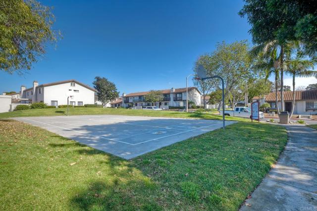 Detail Gallery Image 28 of 29 For 907 Hickory Ct, Carlsbad,  CA 92009 - 2 Beds | 3/1 Baths