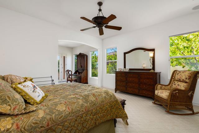 326 Loch Lomond Road, Rancho Mirage CA: https://media.crmls.org/mediaz/df1fd981-a28b-40a0-8b93-1c26fa8db20d.jpg