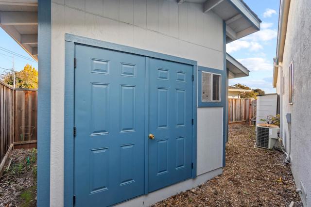 Image 36 of 45 For 3393 Sutton Loop