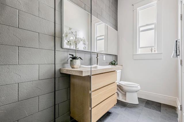 473 South Van Ness Avenue, San Francisco CA: https://media.crmls.org/mediaz/df215b3d-3335-4ee5-9779-18f41ee07cc5.jpg