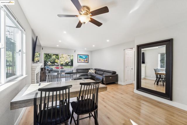 1893 Shirley Dr, Benicia CA: https://media.crmls.org/mediaz/df2201f2-d5d2-4766-8ace-7b7411b2fb91.jpg