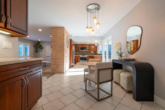 Image 11 of 47 For 3876 Mount Albertine Avenue