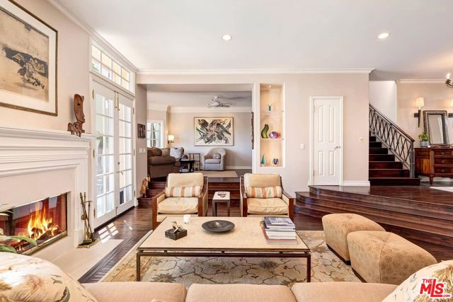 2286 Canyonback Road, Los Angeles CA: https://media.crmls.org/mediaz/df2286a5-da6d-4cf2-b471-dd8ce0e7903c.jpg