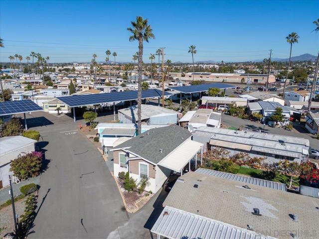 1100 Industrial Blvd, Chula Vista CA: https://media.crmls.org/mediaz/df22da90-0c3c-4106-ba52-fa1463bf33ff.jpg