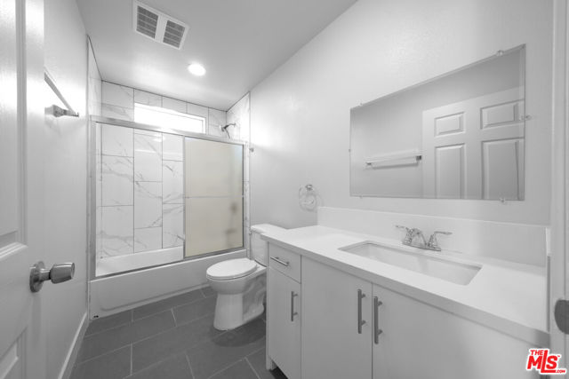 236 W 84th Place, Los Angeles CA: https://media.crmls.org/mediaz/df231bf8-6c9e-48f6-893c-f8517f838f01.jpg