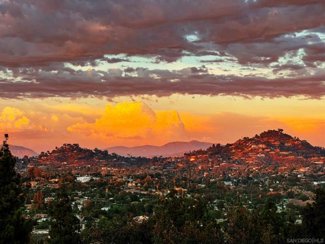 4176 E Arrieta Circle, La Mesa CA: https://media.crmls.org/mediaz/df250b69-54d4-4687-8d09-6c73c398729d.jpg