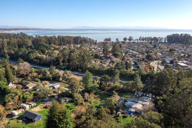 2603 Monterey Avenue, Soquel CA: https://media.crmls.org/mediaz/df256b9b-f2b2-49ca-8f4c-7373eabc6f5d.jpg