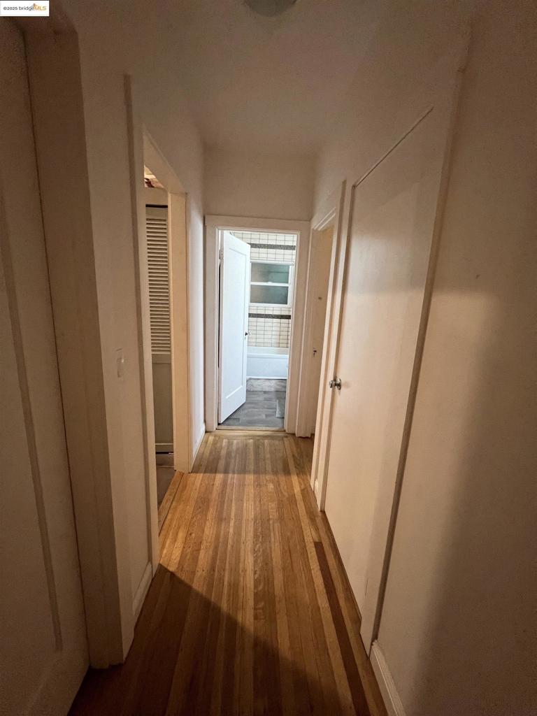 https://media.crmls.org/mediaz/df259022-58db-4b04-b0bc-4a2df83b2725.jpg?preset=X-Large