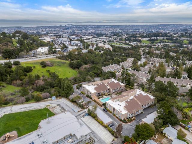 1685 Bayridge Way, San Mateo CA: https://media.crmls.org/mediaz/df26120f-33dd-4c48-9128-357867890a97.jpg