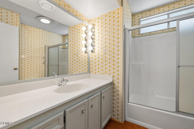 232 Talud Terrace Terrace, Camarillo CA: https://media.crmls.org/mediaz/df26c5f4-e11b-48a5-970b-b5661a34d07d.jpg