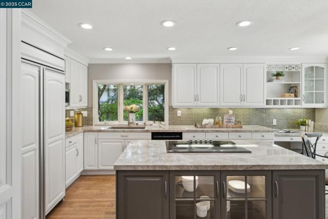 210 Still Creek Rd, Danville CA: https://media.crmls.org/mediaz/df26e298-d551-457f-af3d-acccd2e822fc.jpg