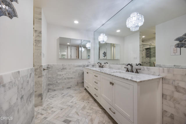 380 S Orange Grove Boulevard, Pasadena CA: https://media.crmls.org/mediaz/df275f1b-76eb-4569-affa-a11ae6a41fd2.jpg