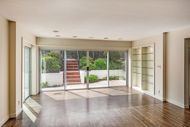 324 Georgetown Avenue, San Mateo CA: https://media.crmls.org/mediaz/df27d435-6da5-4056-8cd7-5aaabed87746.jpg