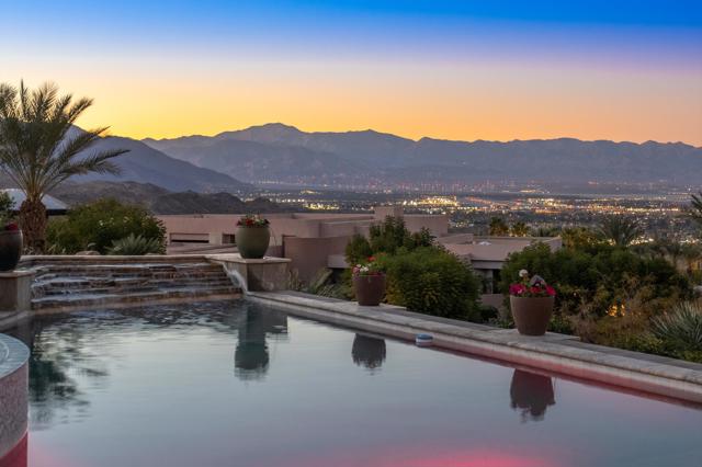 15 Buena Vista Court, Rancho Mirage CA: https://media.crmls.org/mediaz/df291dd8-deed-43f5-8c40-9096e7bb23a6.jpg