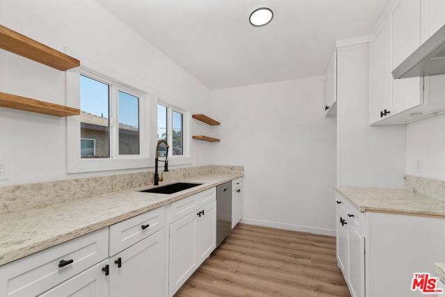 672 E 119th Street, Los Angeles CA: https://media.crmls.org/mediaz/df294c79-65fb-495f-b5cb-2ac1a30e4855.jpg