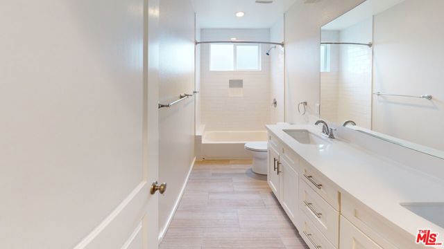 15031 15033 Hartland Street, Van Nuys CA: https://media.crmls.org/mediaz/df2b0ee3-f7e3-47d4-b32c-163f1ab8e578.jpg