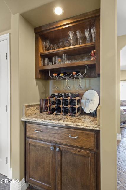 Detail Gallery Image 12 of 74 For 1006 Mesa Dr, Camarillo,  CA 93010 - 5 Beds | 4/1 Baths