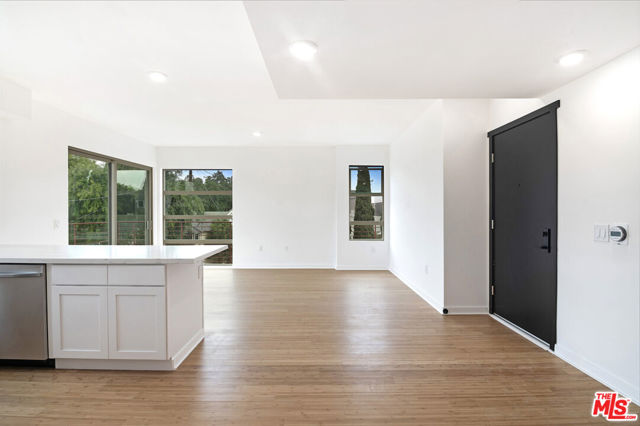 321 S Fickett Street, Los Angeles CA: https://media.crmls.org/mediaz/df2d092a-13e3-42f2-b4fc-875421979cc2.jpg