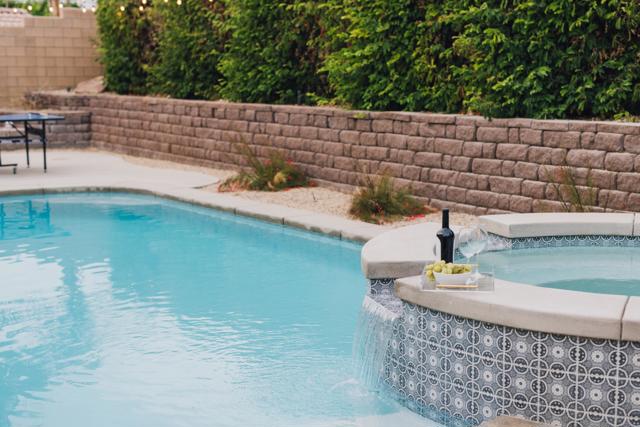 79846 Amora Drive, La Quinta CA: https://media.crmls.org/mediaz/df2d207b-bae8-4b8e-be3f-54358dbf3817.jpg