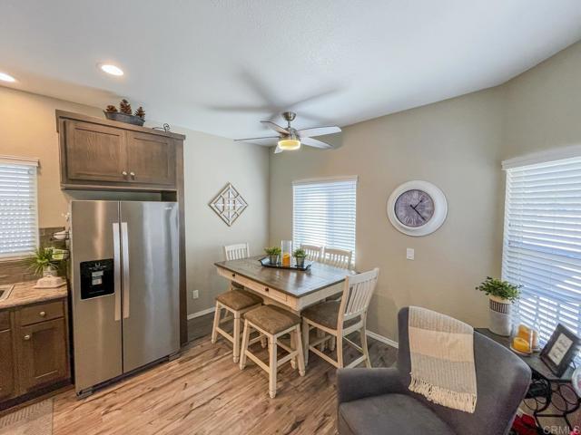 Image 19 of 33 For 8545 Mission Gorge Rd  Spc 211